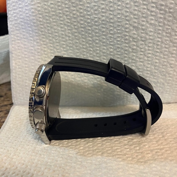 Chisel Watch - Picture 6 of 8